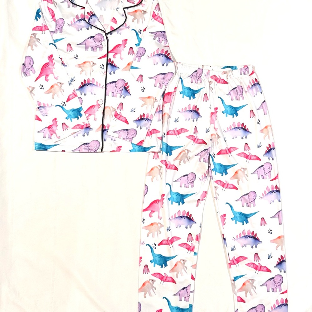 NEW Dinosaur Satin Pajama PJs Set Classic Button Up Girls Sz 6 White Holiday